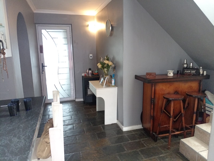 3 Bedroom Property for Sale in Portlands Western Cape